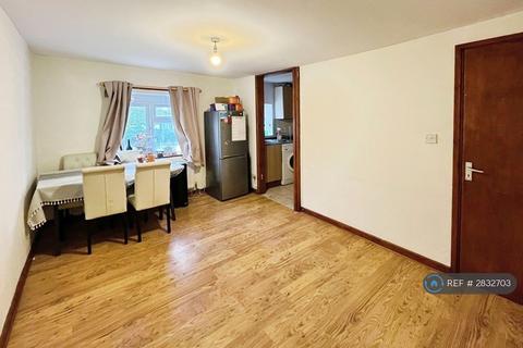 undefined, Newmarket Road, Cambridge, CB5