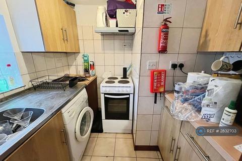 undefined, Newmarket Road, Cambridge, CB5