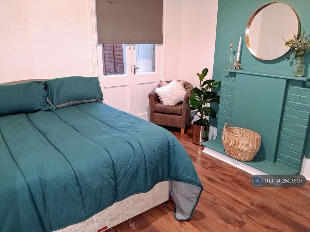 Double Bedroom 2