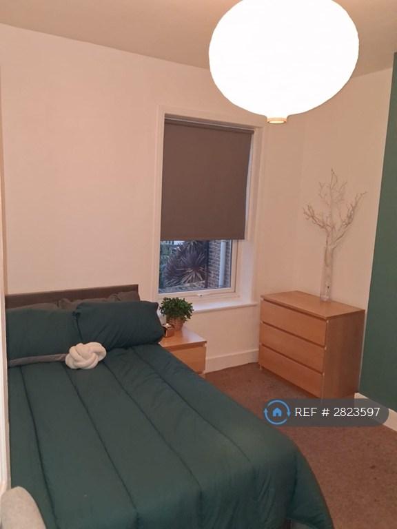 Double Bedroom 4
