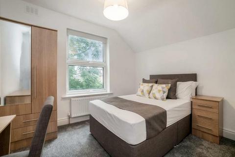 undefined, Queens Road Beeston, Nottingham NG9