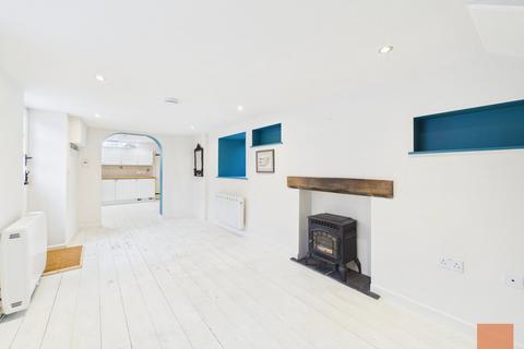 2 bedroom cottage to rent, Vicarage Road, St Agnes