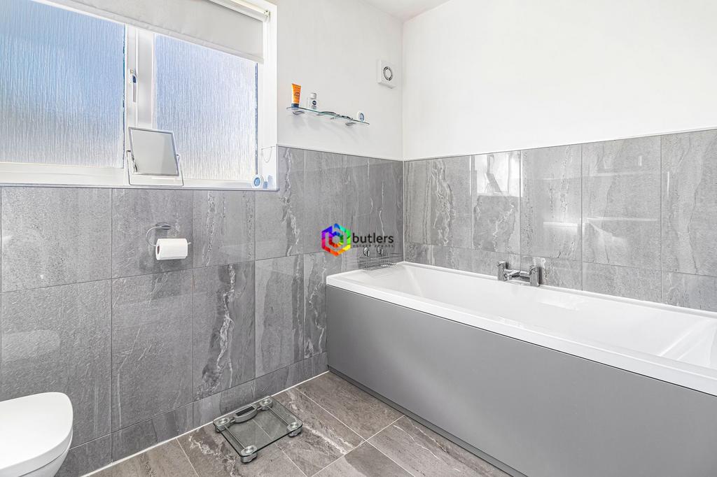 Main Bathroom