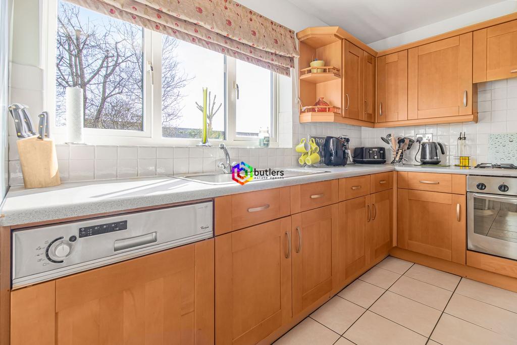 Kitchen/ Breakfast Room