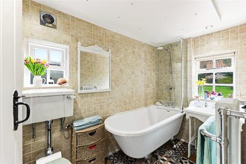 undefined, High Street, Riseley, Bedford, Bedfordshire, MK44