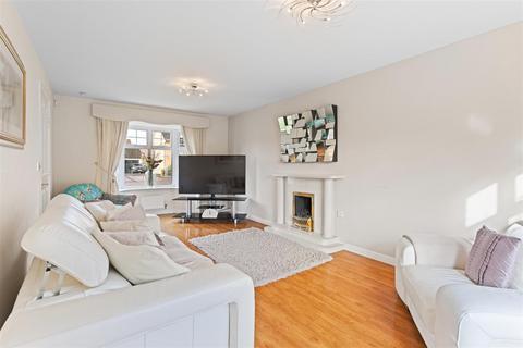 undefined, Hunter Grove, Bathgate EH48