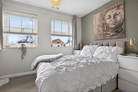 undefined, Harkness Road, Slough, SL1