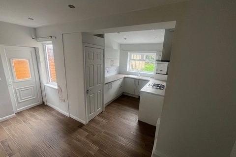 2 bedroom terraced house to rent, Regent Crescent, Barnsley