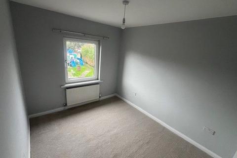 2 bedroom terraced house to rent, Regent Crescent, Barnsley