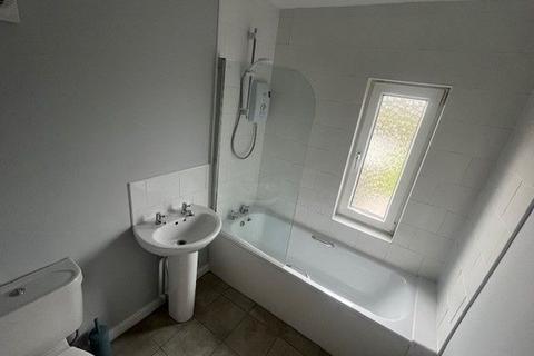 2 bedroom terraced house to rent, Regent Crescent, Barnsley