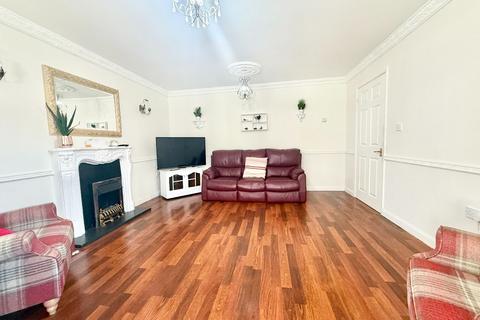2 bedroom bungalow for sale, Delfzul Road, Canvey Island