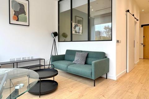 undefined, Great West Road