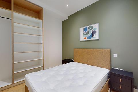 undefined, Great West Road