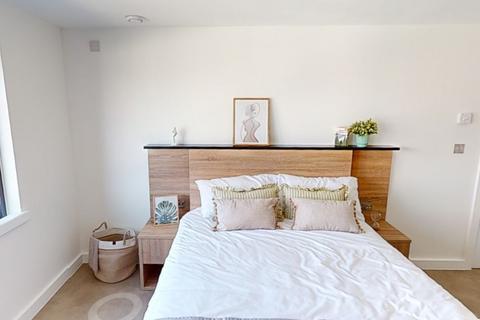 Flat share to rent, Childers Street
