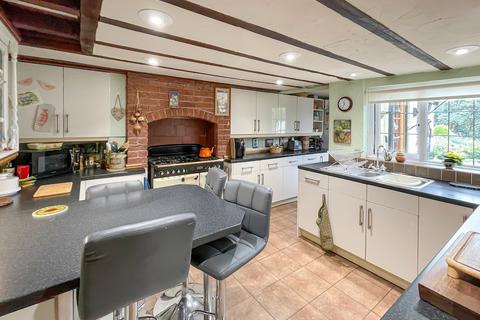 undefined, CLENT - Mount Lane