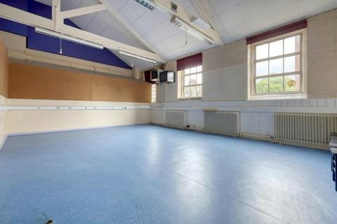 Mixed use to rent, 25 Amwell St London EC1R 1UN