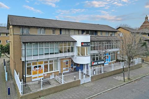 Office to rent, 75 Hanley Rd London N4 3DQ