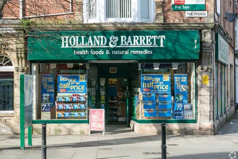 Retail property (high street) to rent, 21 The Parade Minehead TA24 5PX