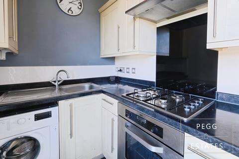 2 bedroom flat for sale, Athelney, Torquay