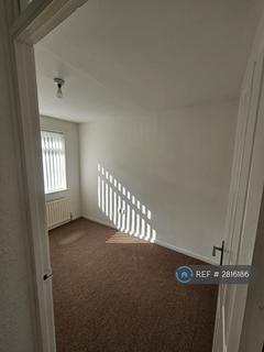 undefined, Milton Square, Gateshead, NE8