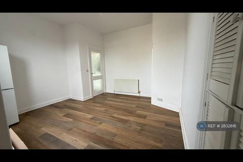 undefined, Stenhousemuir, Larbert, FK5