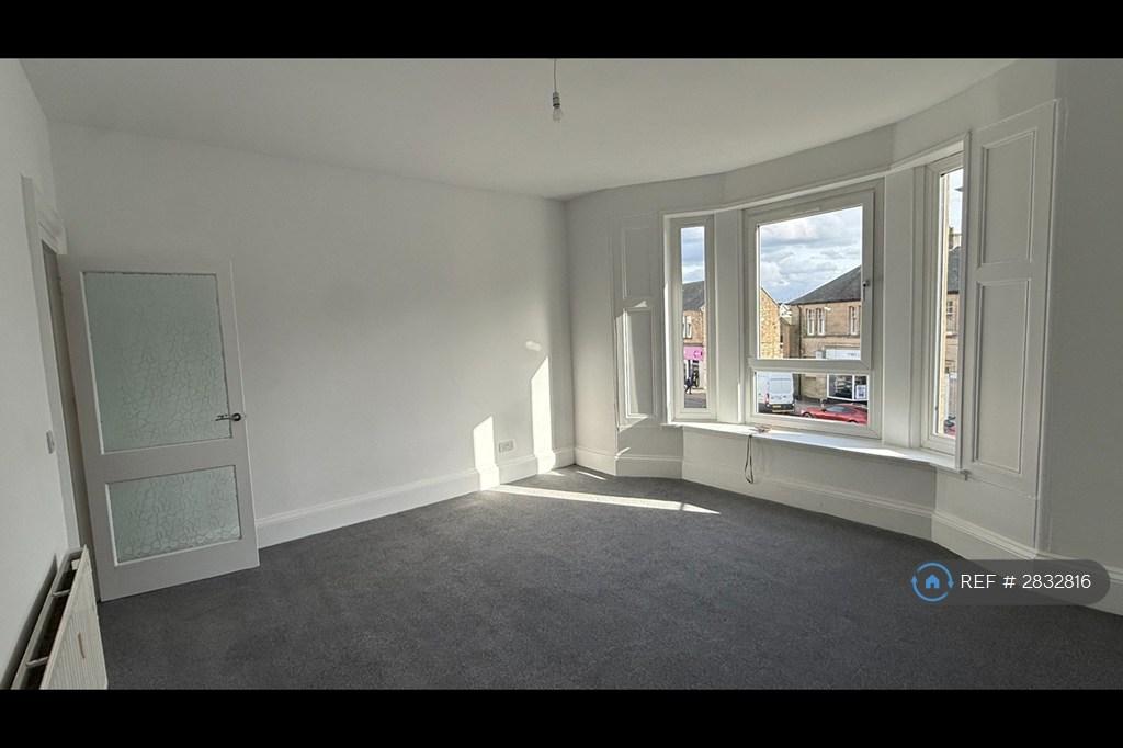 Living Room/Bedroom