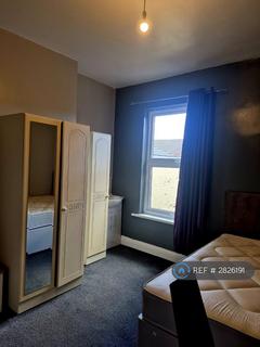 1 bedroom in a house share to rent, Sherburn St, Hull, HU9