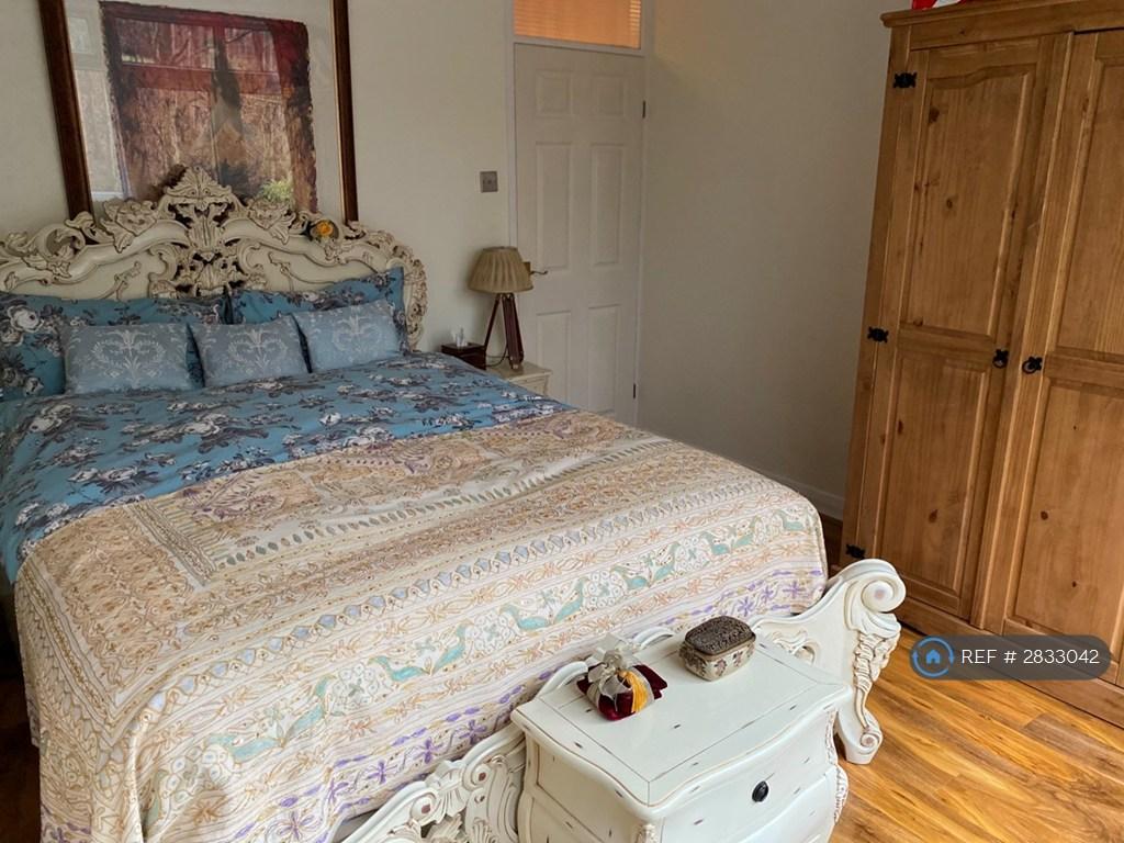 Ground Floor Bedroom, With Ensuite Bathroom
