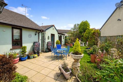 2 bedroom bungalow for sale, Oakfield Drive, Pembrokeshire SA68