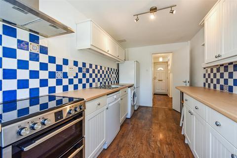 4 bedroom terraced house for sale, Bury Hill Close, Anna Valley, Andover, SP11 7NB