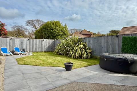 4 bedroom detached bungalow for sale, Long Lane Close, Holbury, SO45