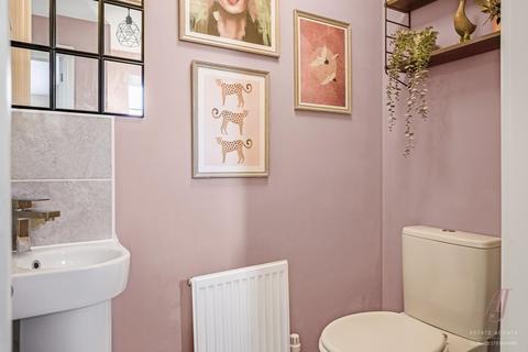 undefined, Great Oldbury Drive, Stonehouse GL10