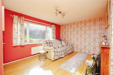 3 bedroom semi-detached house for sale, Bretch Hill, Banbury, Oxfordshire, OX16