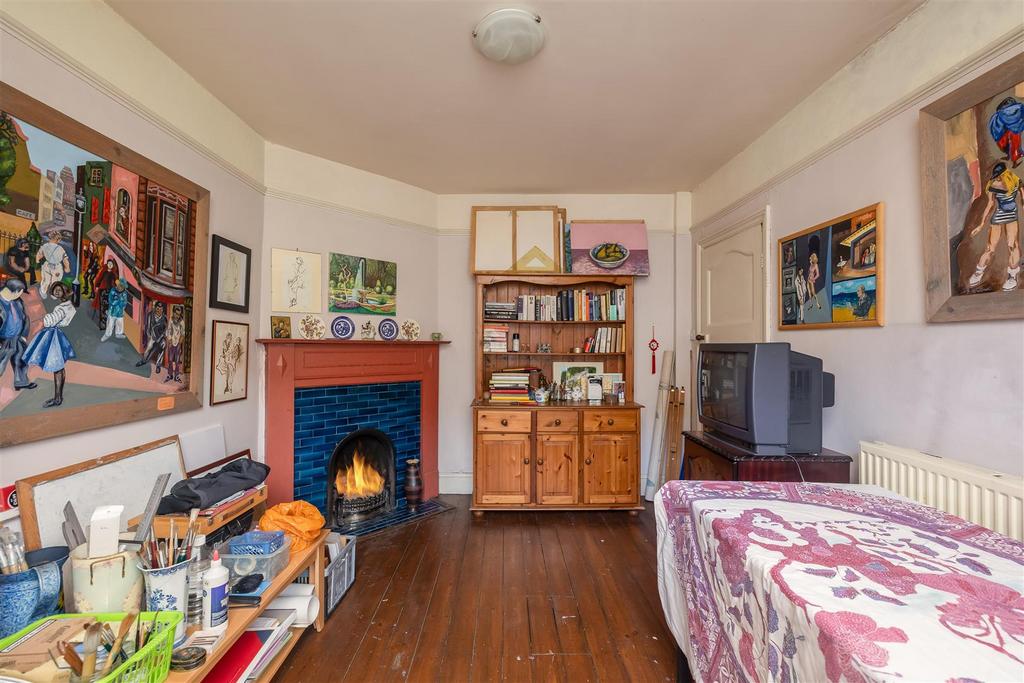 Old Maltongate 54 Reception Room-1 Flames.jpg