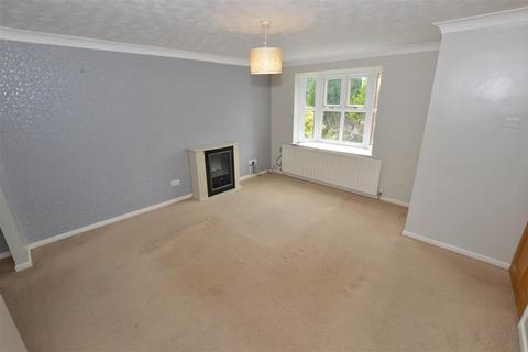 4 bedroom semi-detached house for sale, Vicarage Road, Catterick Garrison