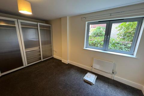 2 bedroom apartment to rent, Fitzhamon Embankment, Cardiff