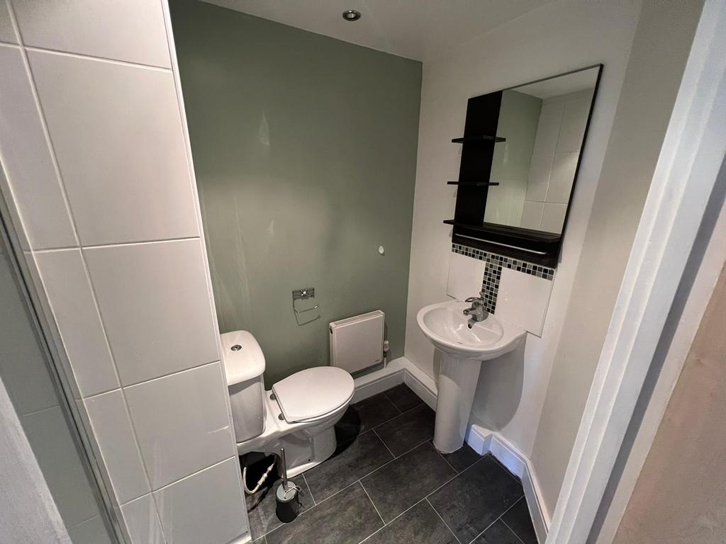 En-suite Bathroom