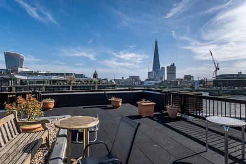undefined, Upper Thames Street, London, EC4V