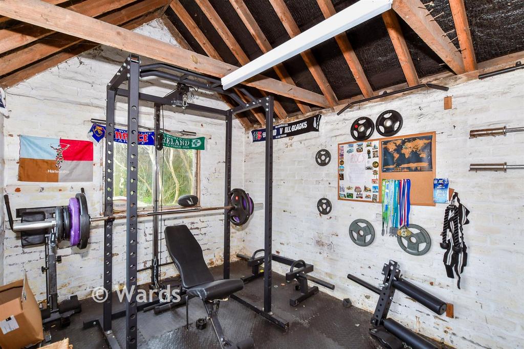 Workshop/Outbuildings
