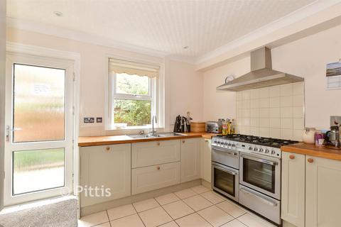 6 bedroom semi-detached house for sale, Station Avenue, Sandown, Isle of Wight