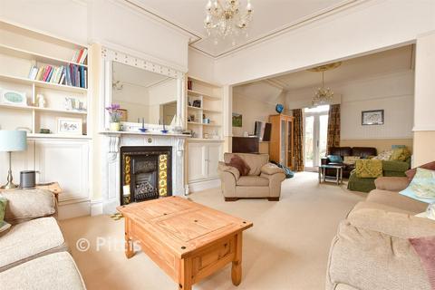 6 bedroom semi-detached house for sale, Station Avenue, Sandown, Isle of Wight