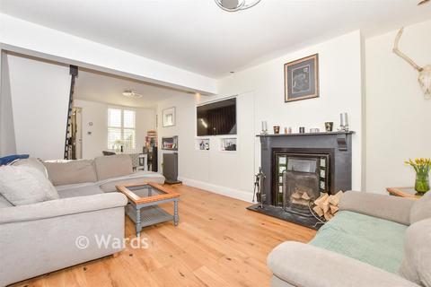3 bedroom terraced house for sale, Loose Road, Maidstone ME15