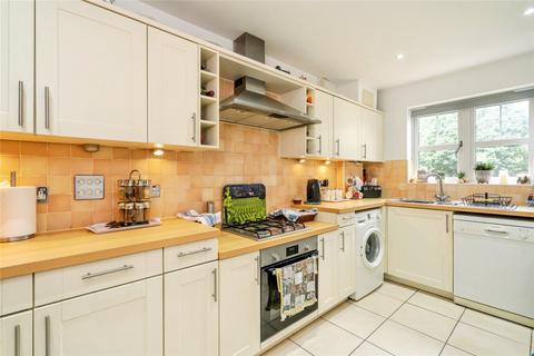 3 bedroom end of terrace house for sale, Hunnisett Close, CHICHESTER, West Sussex, PO20