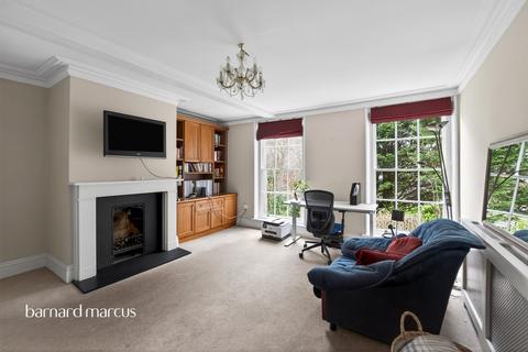 undefined, Linkfield Lane, Redhill