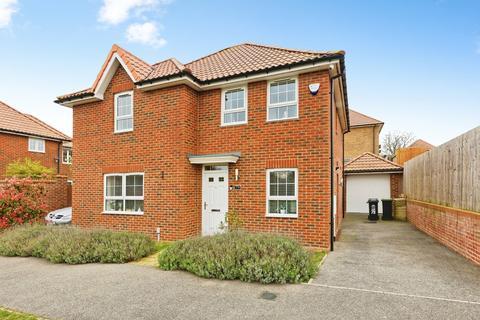 4 bedroom detached house for sale, Winder Place, Aylesham, Canterbury, Kent, CT3