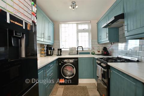 3 bedroom terraced house for sale, Wickhay, Basildon, Essex
