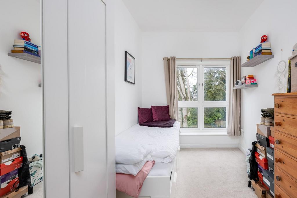 90 Bailey Place Crowborough TN61 FP Roots Property Ma