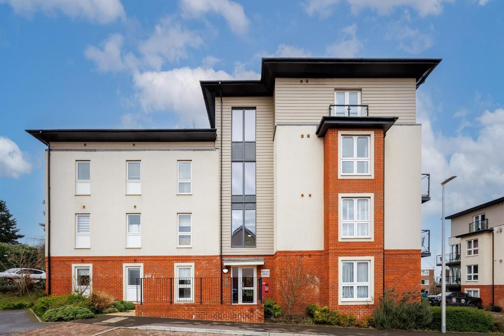 90 Bailey Place Crowborough TN61 FP Roots Property Ma