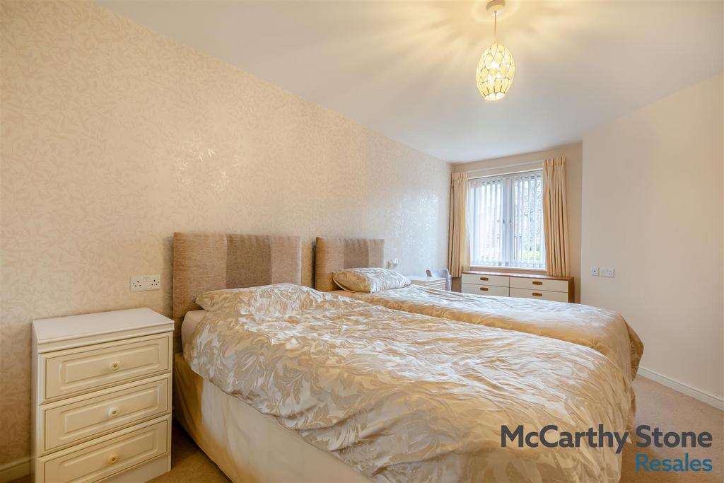 8681227-interior05.jpg