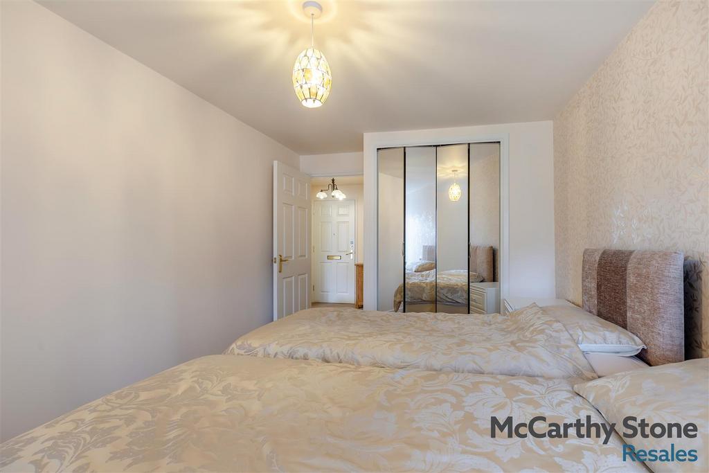 8681227-interior07.jpg